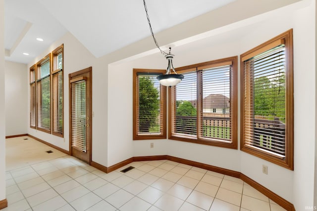 2519 Knightsbridge Dr, Fort Wayne, IN 46815 - unfurnished dining area featuring baseboards, light tile patterned flooring, and recessed lighting
