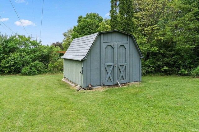 213 S Clark St, Auburn, IN 46706 - view of shed