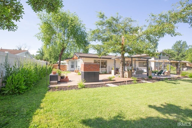 7300 E Blackford Ave, Evansville, IN 47715 - back of house featuring a patio area and an outdoor living space