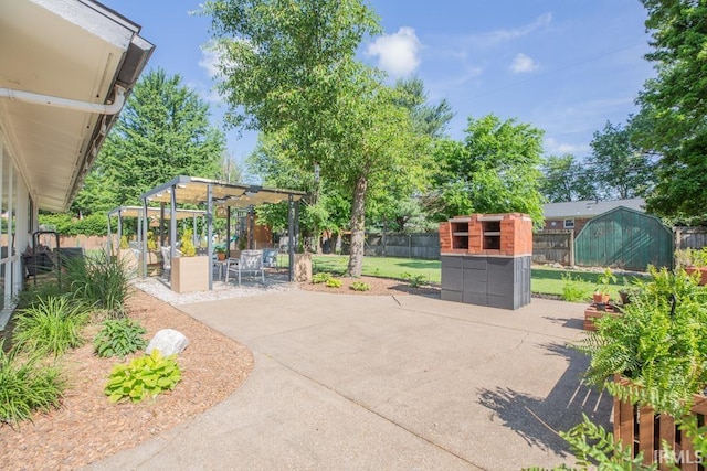 7300 E Blackford Ave, Evansville, IN 47715 - fenced backyard featuring a patio area and a pergola