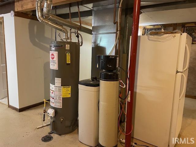 56862 Pomona St, Elkhart, IN 46516 - utilities with water heater