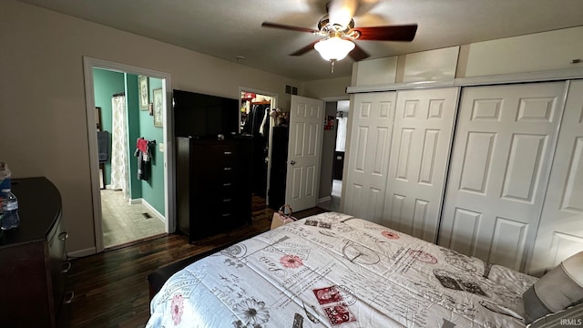 1237 Northstone Rd, Goshen, IN 46526 - bedroom with dark wood-style floors, baseboards, a ceiling fan, and a closet