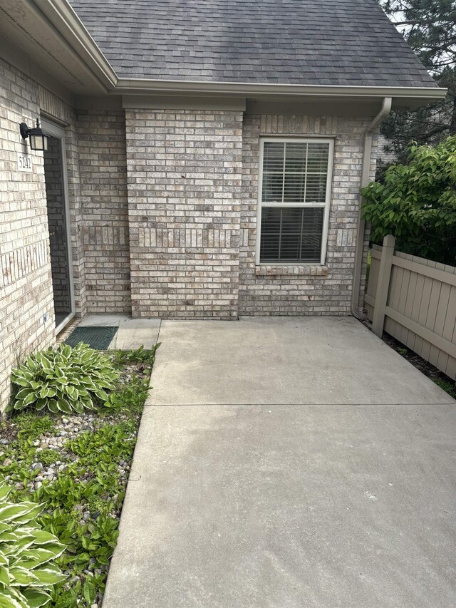 5242 Coventry Ln, Fort Wayne, IN 46804 - view of patio