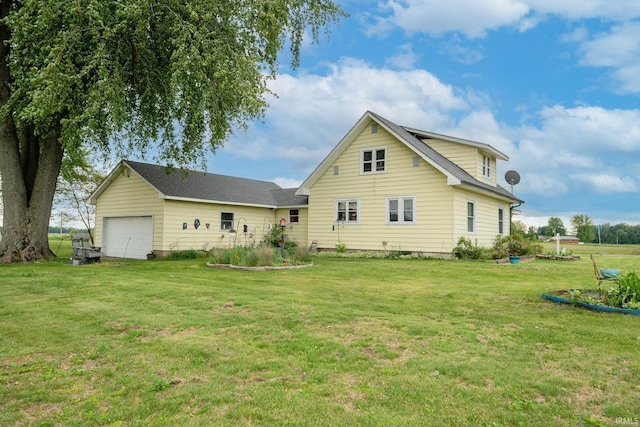5026 N 450 W, Royal Center, IN 46978 - rear view of house featuring a yard