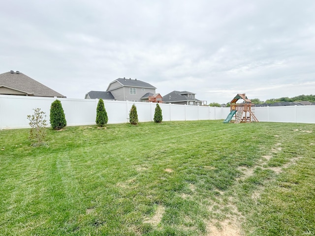 8115 Jt Ct, Evansville, IN 47715 - view of yard with a playground