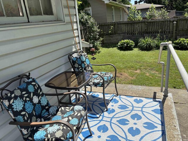 451 Miller Ave, Clarksville, IN 47129 - view of patio / terrace