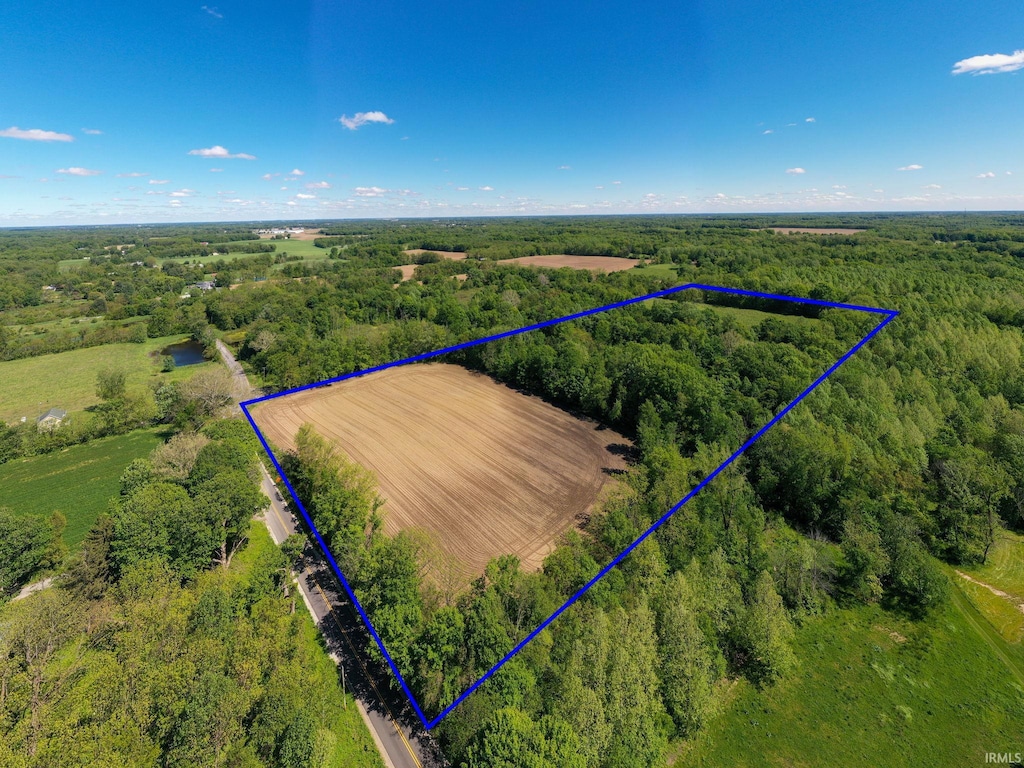 65001 Mulberry Rd, Lakeville, IN 46536