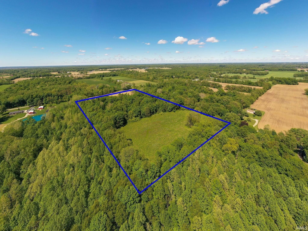 65001 Mulberry Rd, Lakeville, IN 46536