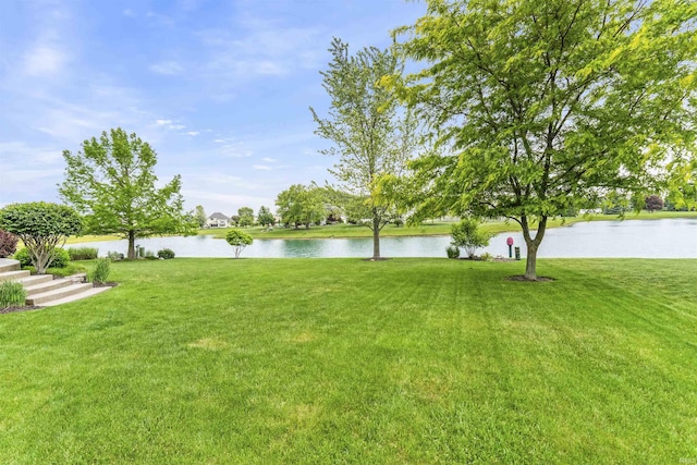 1442 Centerbrook Dr, New Haven, IN 46774 - view of green lawn featuring a water view