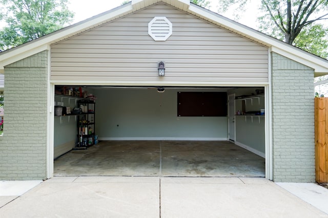 3850 W Woodmere Ct, Bloomington, IN 47403 - view of detached garage