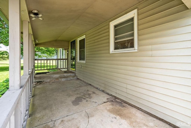 6659 W 400 S, Swayzee, IN 46986 - view of covered porch