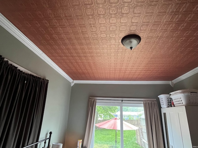 1746 College Ave, Huntington, IN 46750 - detailed view of an ornate ceiling and crown molding