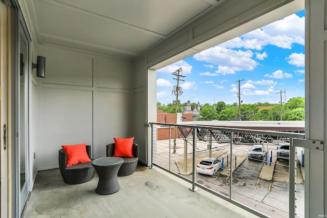 304 W Kirkwood Ave Unit 203, Bloomington, IN 47404 - view of balcony