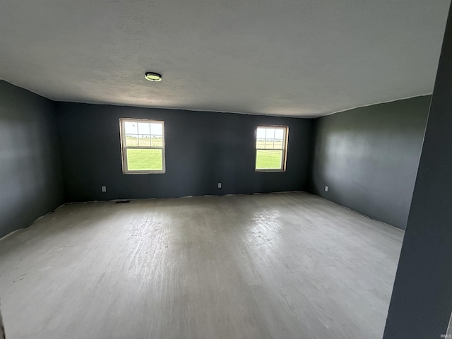 7540 S US-27 Hwy, Portland, IN 47371 - empty room featuring plenty of natural light