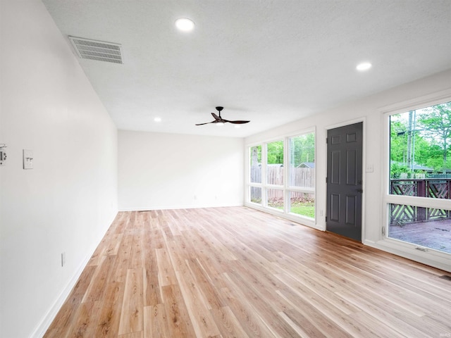 2834 Inwood Dr, Fort Wayne, IN 46815 - unfurnished room with light wood-style flooring, healthy amount of natural light, recessed lighting, ceiling fan, and baseboards