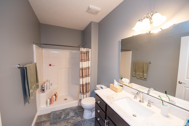 6336 Munsee Dr, West Lafayette, IN 47906 - full bath with toilet, vanity, curtained shower, and baseboards
