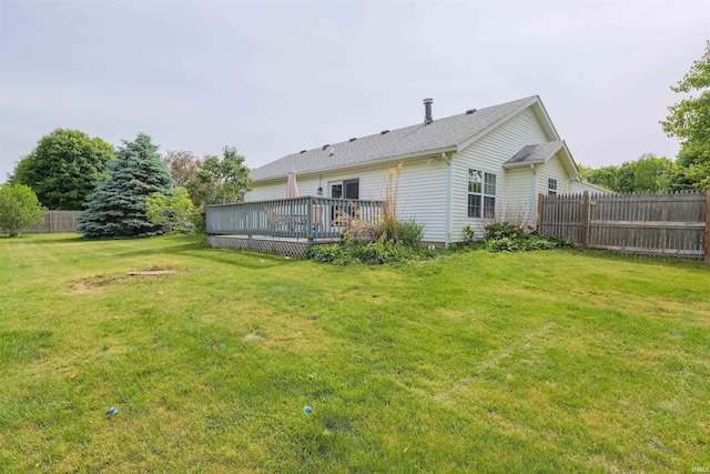 5212 E 600 S, Lafayette, IN 47909 - view of yard featuring a deck