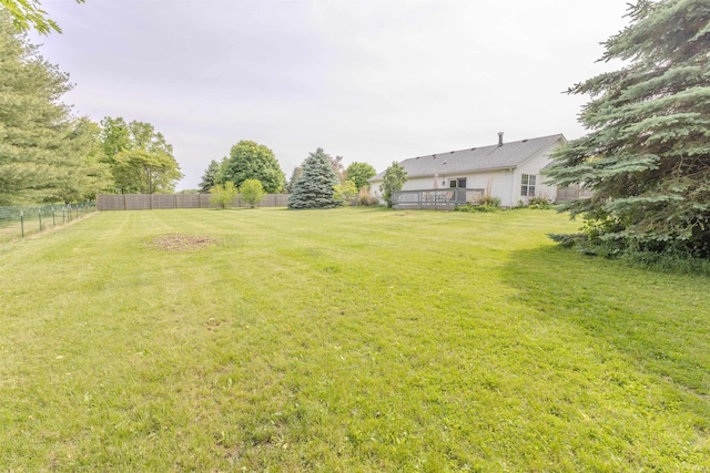 5212 E 600 S, Lafayette, IN 47909 - view of yard with a wooden deck