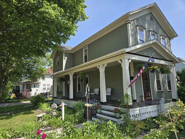 702 S Van Buren St, Auburn, IN 46706 - view of front facade featuring a porch