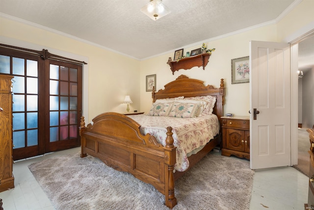 702 S Van Buren St, Auburn, IN 46706 - bedroom with ornamental molding and a textured ceiling