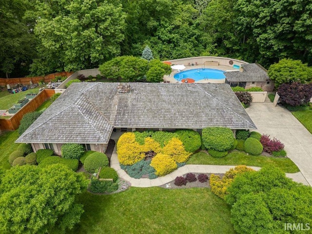 570 Golden Pl, Lafayette, IN 47905 - view of subject property with a pool area
