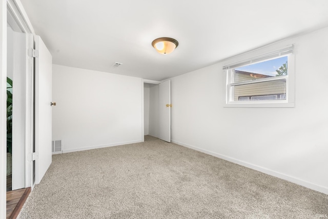730 E Sherman St, Marion, IN 46952 - unfurnished room with carpet flooring and baseboards