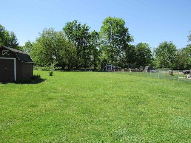 331 W Payton St, Greentown, IN 46936 - view of yard