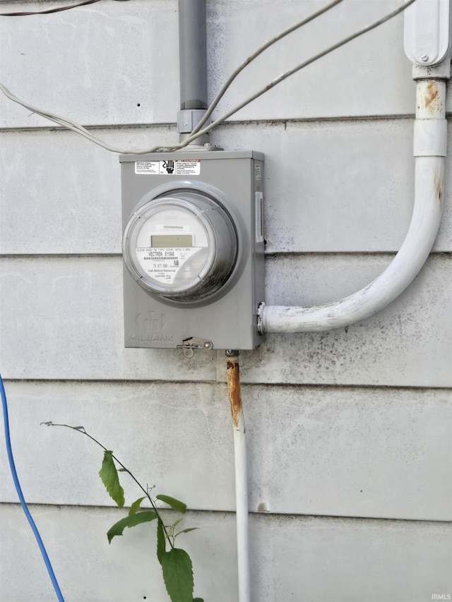 2710 W Virginia St, Evansville, IN 47712 - exterior view of electric meter