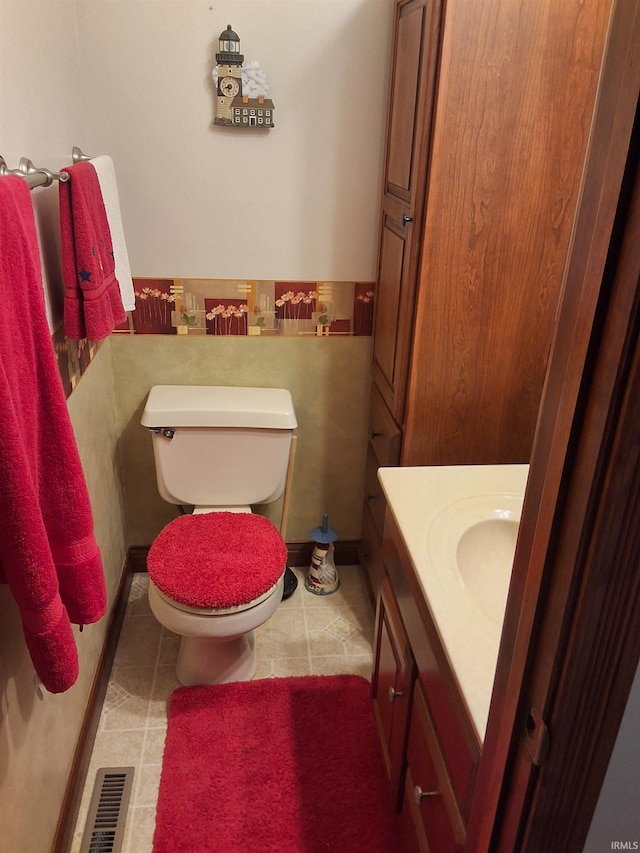 5454 Ski Dr, Loogootee, IN 47553 - half bathroom featuring vanity and toilet