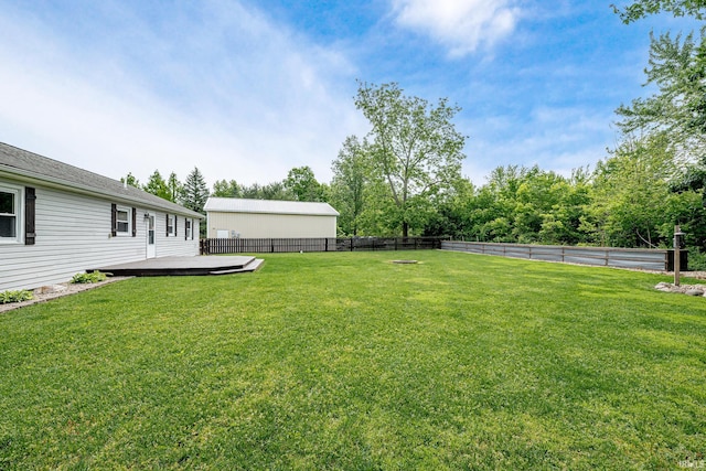 650 E Spear Rd, Columbia City, IN 46725 - view of yard featuring a wooden deck