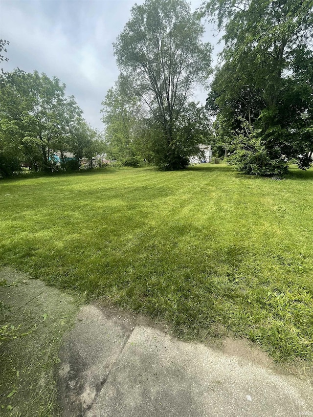 715 Blaine Ave, South Bend, IN 46616