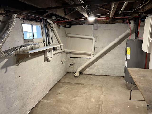 1016 Shore Dr, Fort Wayne, IN 46805 - basement featuring electric water heater