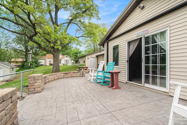 13495 N Hillside Dr, Syracuse, IN 46567 - view of patio