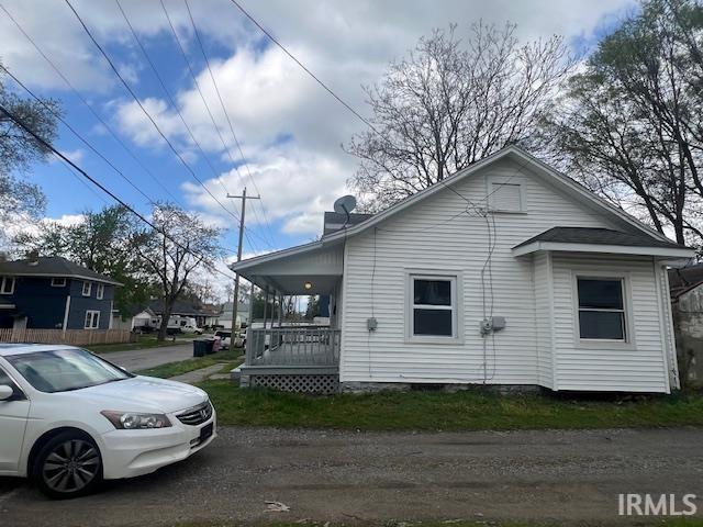 1512 Marine St, South Bend, IN 46613 - view of side of property with covered porch