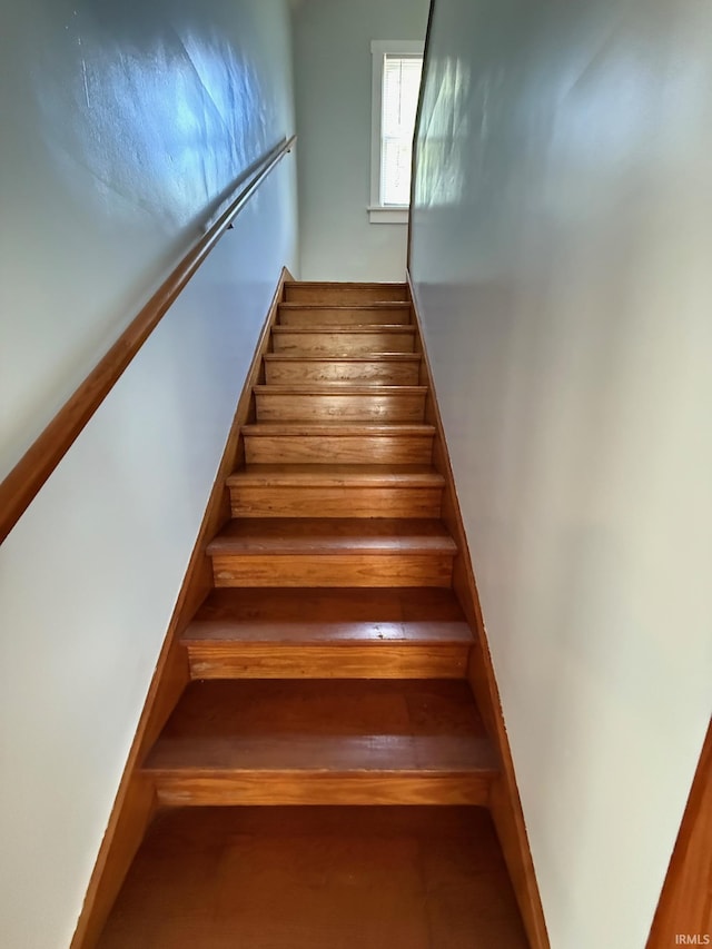 502 Keller St, North Judson, IN 46366 - view of stairs