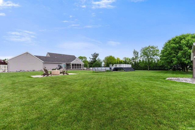 7800 E 400 S-92, Fort Wayne, IN 46818 - view of grassy yard with a patio area