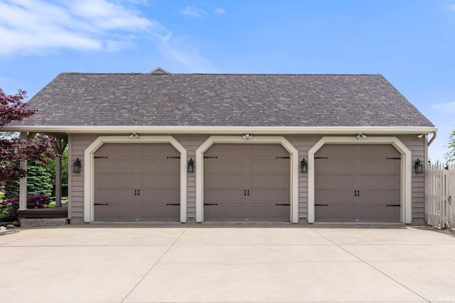 7800 E 400 S-92, Fort Wayne, IN 46818 - view of detached garage