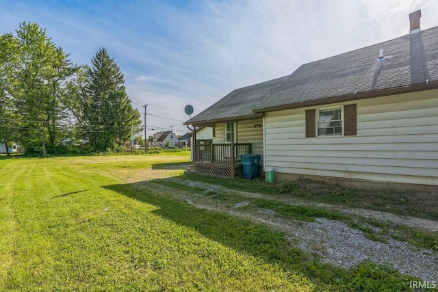 718 Center St, New Haven, IN 46774 - view of grassy yard