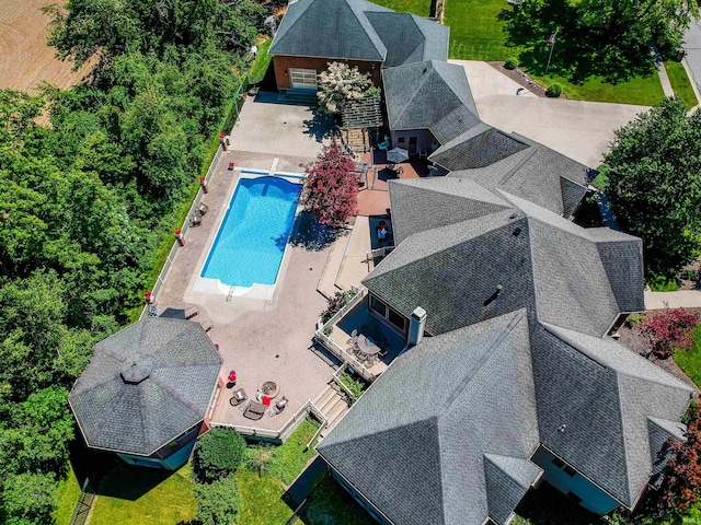 136 Tulip Cir, Bremen, IN 46506 - view from above of property featuring a pool