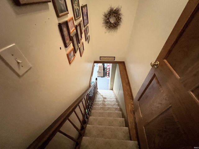 3165 E 300 S Rd, Washington, IN 47501 - view of stairway