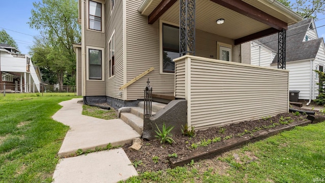 1018 Loree St, Fort Wayne, IN 46805 - view of home's exterior