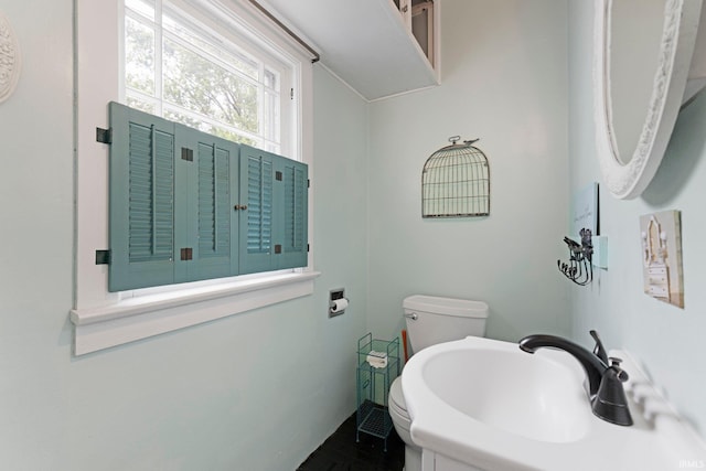 4325 S Wayne Ave, Fort Wayne, IN 46807 - bathroom with a sink and toilet