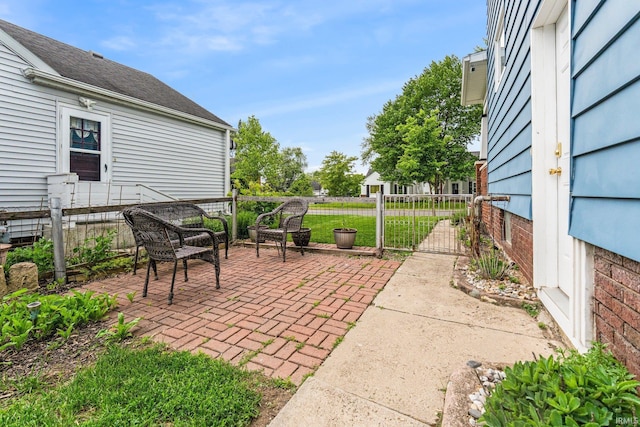 4325 S Wayne Ave, Fort Wayne, IN 46807 - view of patio with a gate