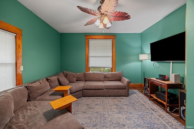 1824 Maple St, Lafayette, IN 47904 - living area with a ceiling fan