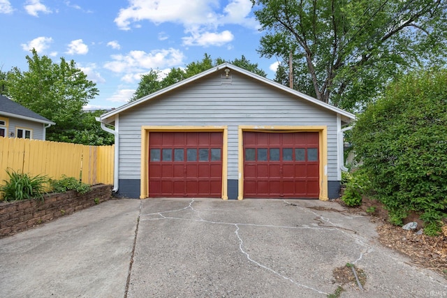 1824 Maple St, Lafayette, IN 47904 - view of detached garage