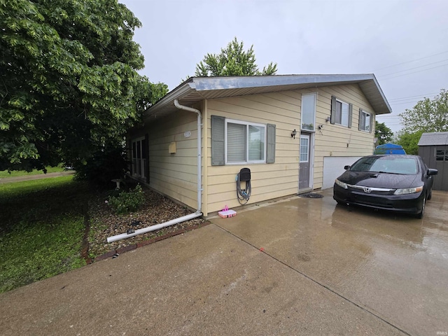 2038 Shaw Ave, Peru, IN 46970 - view of front of home with concrete driveway