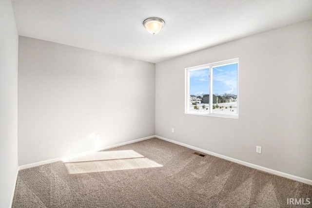 8247 Catberry Trl, Fort Wayne, IN 46804 - carpeted empty room with baseboards