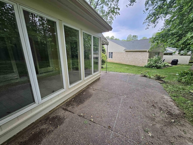 1327 Timberlake Rd, Evansville, IN 47710 - view of patio / terrace
