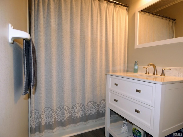 105 Shawnee Dr, Bedford, IN 47421 - full bath featuring vanity