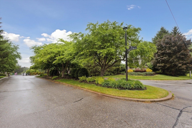 51193 Shannon Brook Ct, Granger, IN 46530